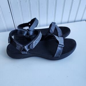 Sketchers ON THE GO AIR GOGA MAT Athletic Sandals Gray Black Comfort Sz 10